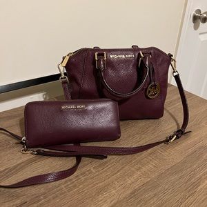 Michael Kors crossbody hand bag with wallet
